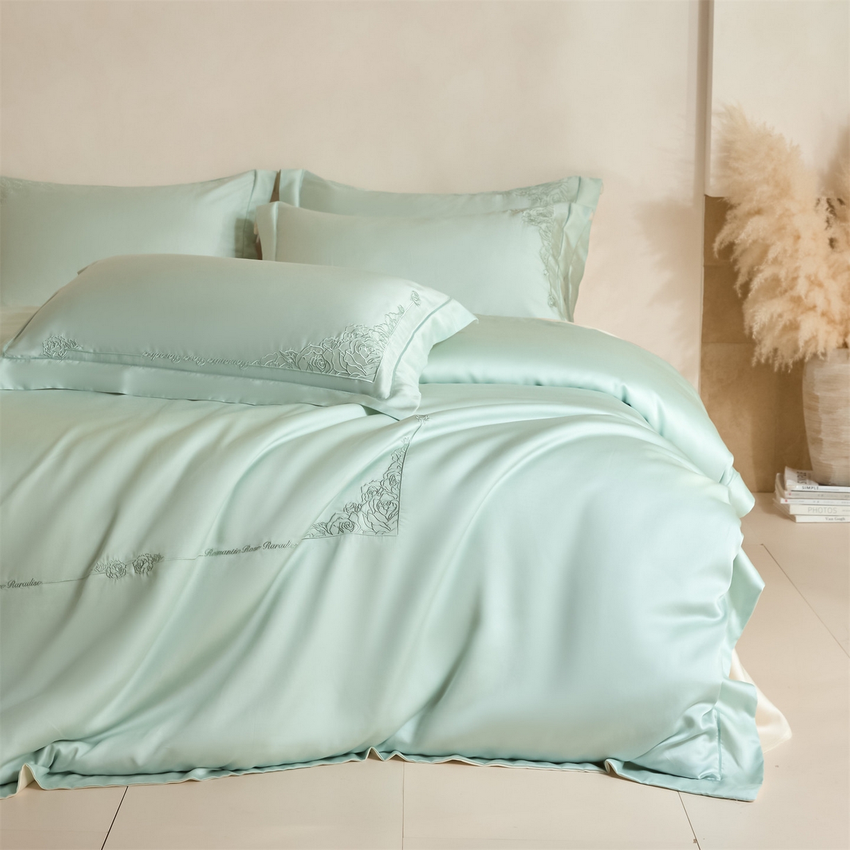 91家纺网 家纺一手货源 找家纺 DC 2026新款天丝刺绣简欧玫瑰框四件套--晚柠系列 晚柠-冰川蓝-元气白桃