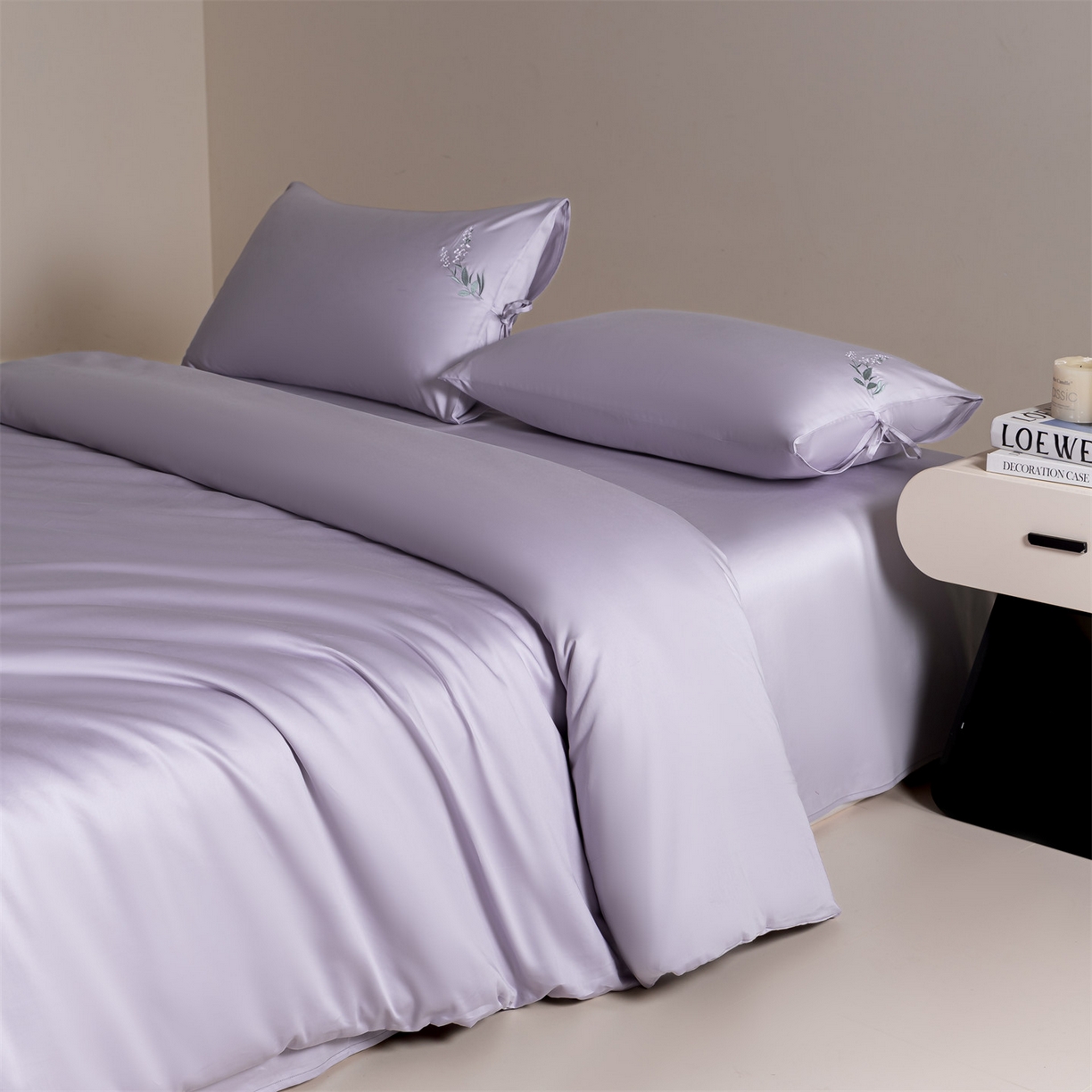 91家纺网 家纺一手货源 找家纺 DC 2026新款50S全棉花卉刺绣四件套--花屿系列 花屿-丁香紫（薰衣草）