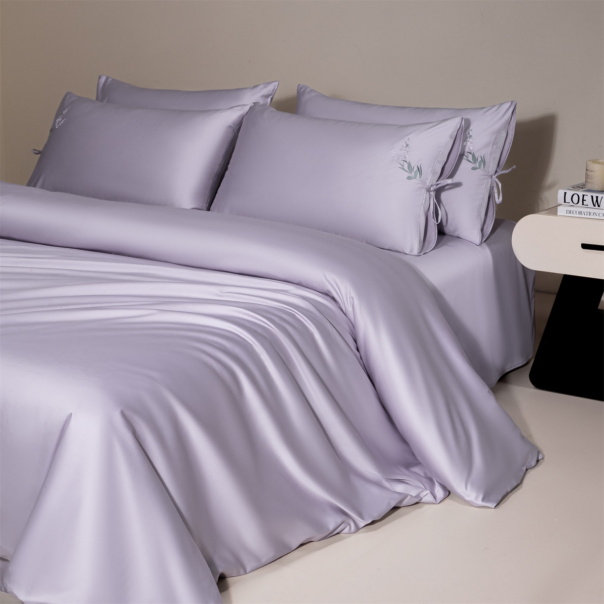 91家纺网 家纺一手货源 找家纺 DC 2026新款50S全棉花卉刺绣四件套--花屿系列 花屿-丁香紫（薰衣草）