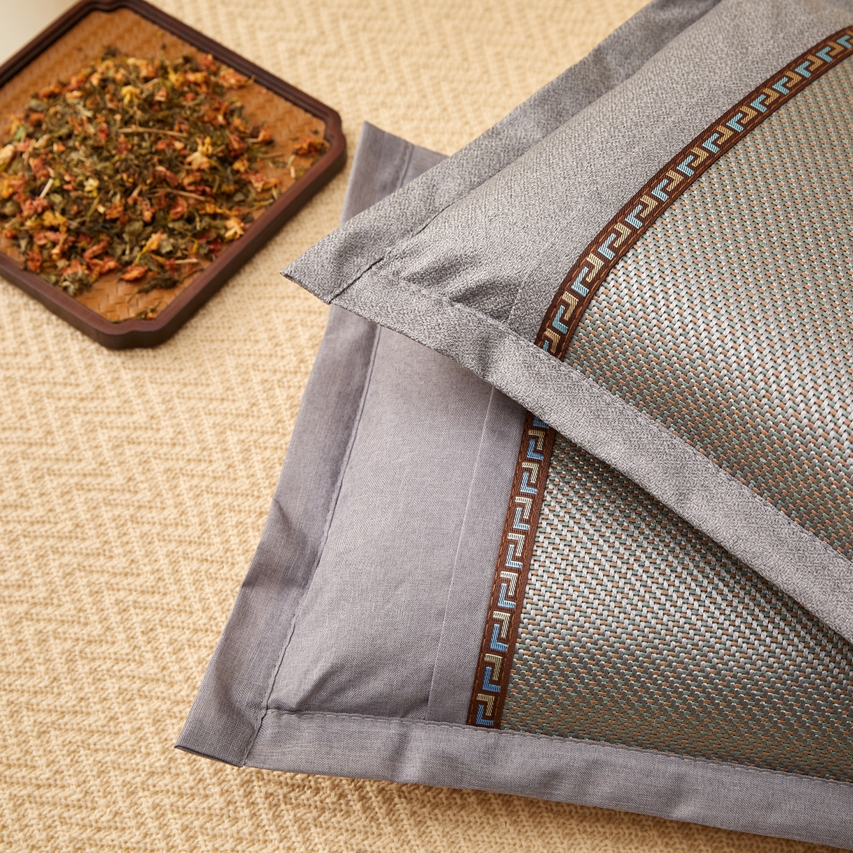 91家纺网 家纺一手货源 找家纺 （总）小桃姐家纺 2026新款夏凉枕清凉藤席凉席花草枕头枕芯藤面竹席枕头-系列二