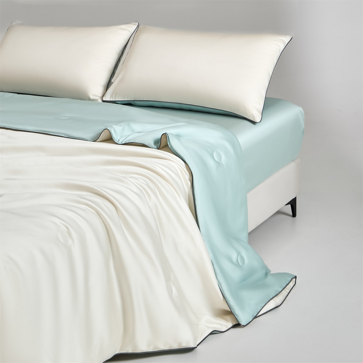 91家纺网 家纺一手货源 找家纺 无界 2026新款天丝夏被-麻绳双拼-温妮 温妮 元气白桃+海盐蓝