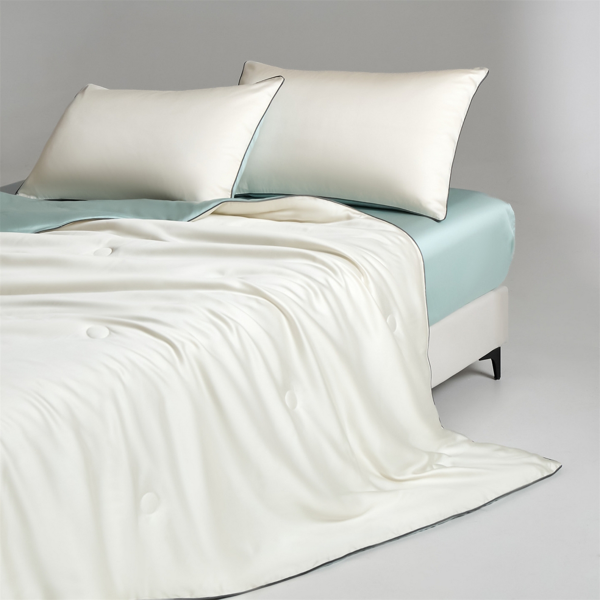 91家纺网 家纺一手货源 找家纺 无界 2026新款天丝夏被-麻绳双拼-温妮 温妮 元气白桃+海盐蓝