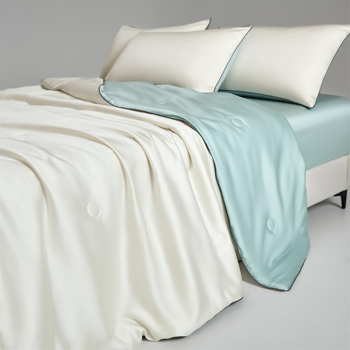 91家纺网 家纺一手货源 找家纺 无界 2026新款天丝夏被-麻绳双拼-温妮 温妮 元气白桃+海盐蓝