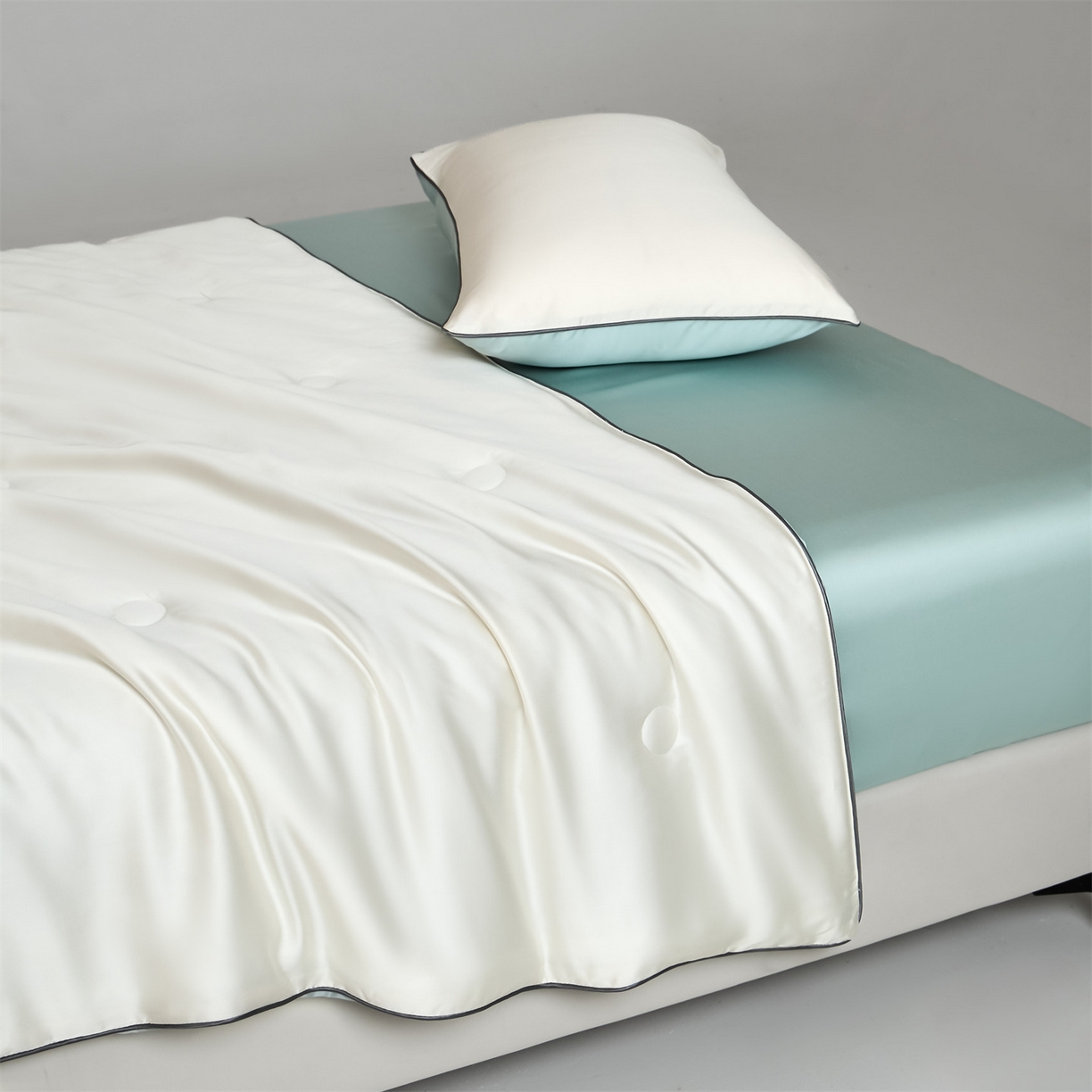 91家纺网 家纺一手货源 找家纺 无界 2026新款天丝夏被-麻绳双拼-温妮 温妮 元气白桃+海盐蓝