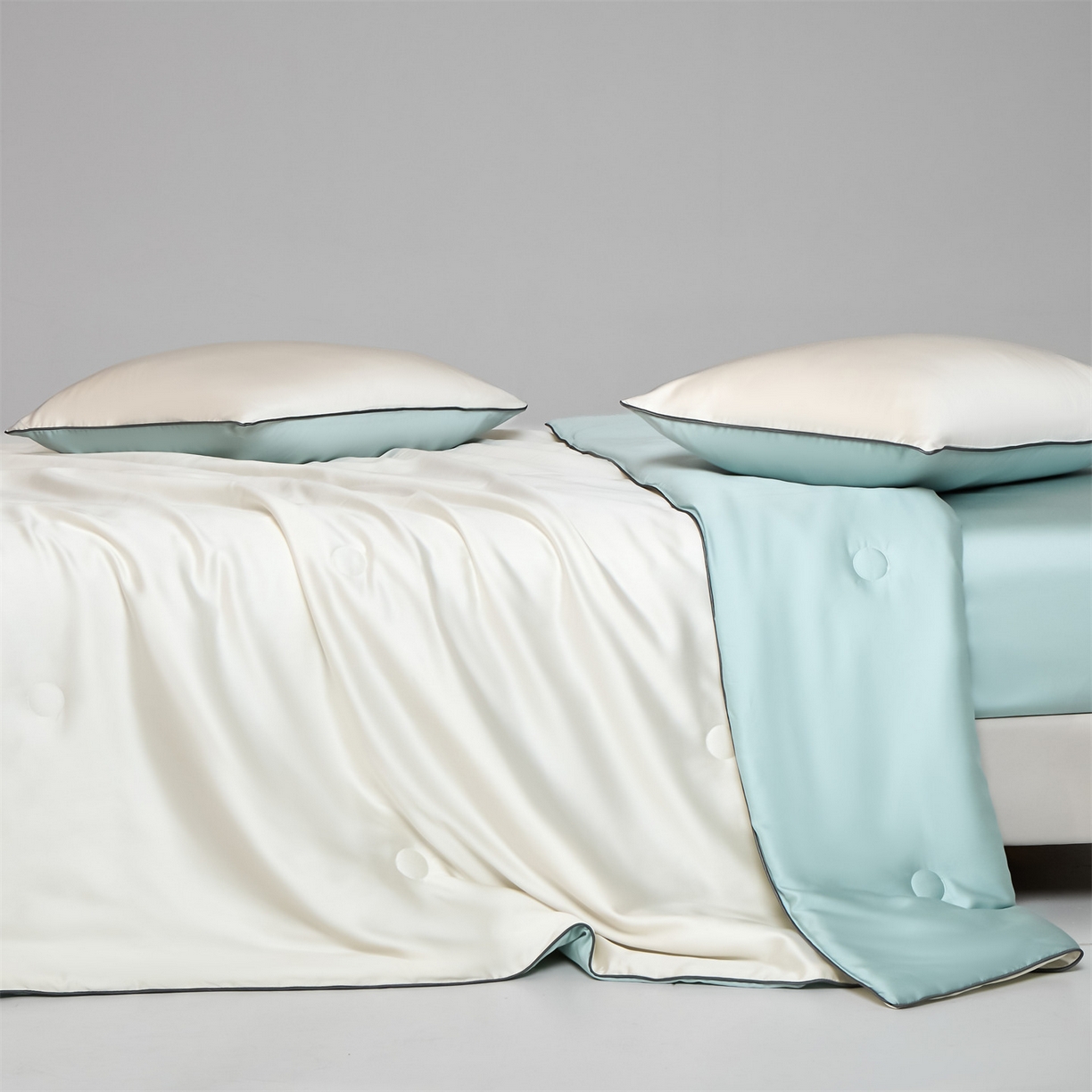 91家纺网 家纺一手货源 找家纺 无界 2026新款天丝夏被-麻绳双拼-温妮 温妮 元气白桃+海盐蓝