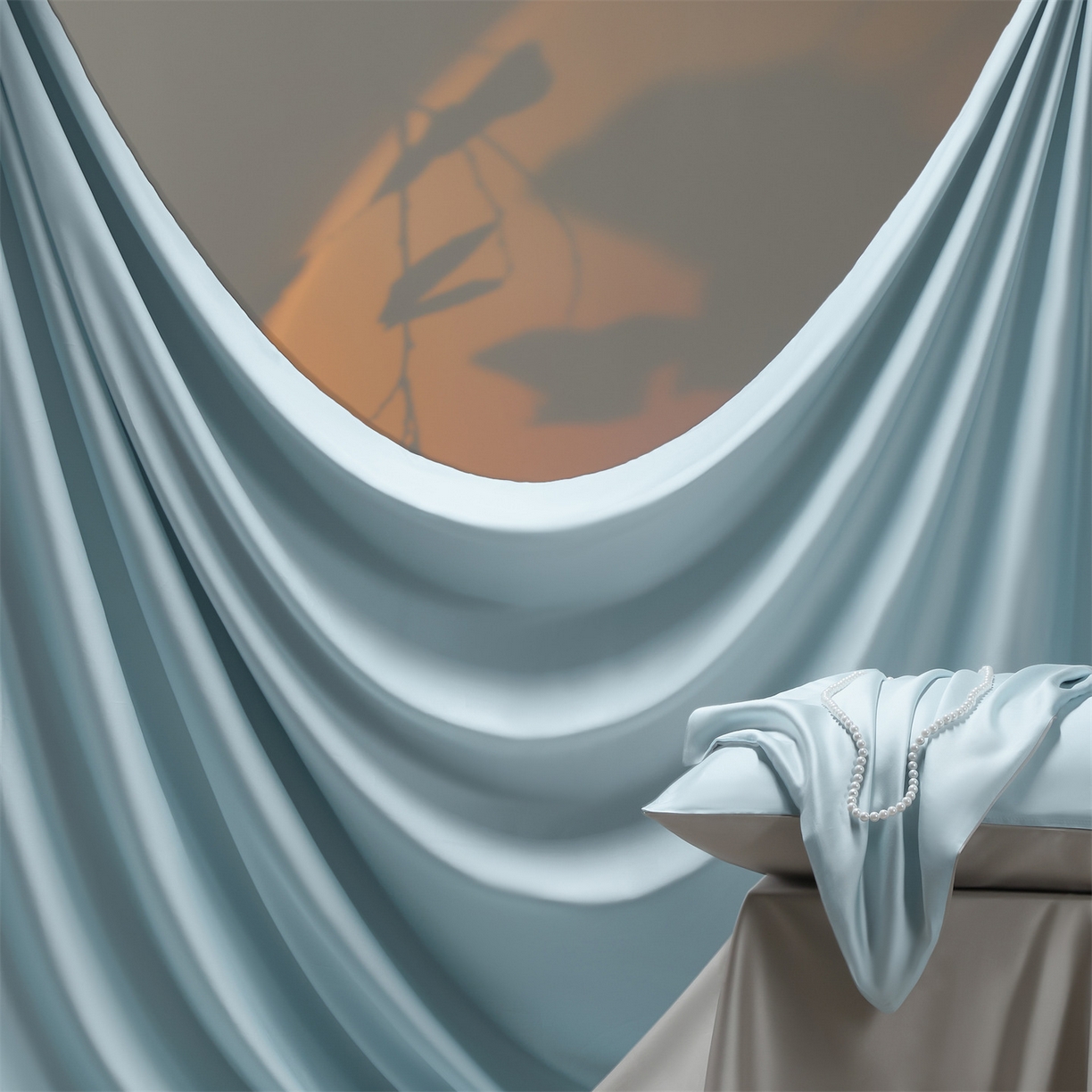 91家纺网 家纺一手货源 找家纺 DC 2026新款天丝纯色双拼四件套--多娜系列 淡海蓝+冰川灰