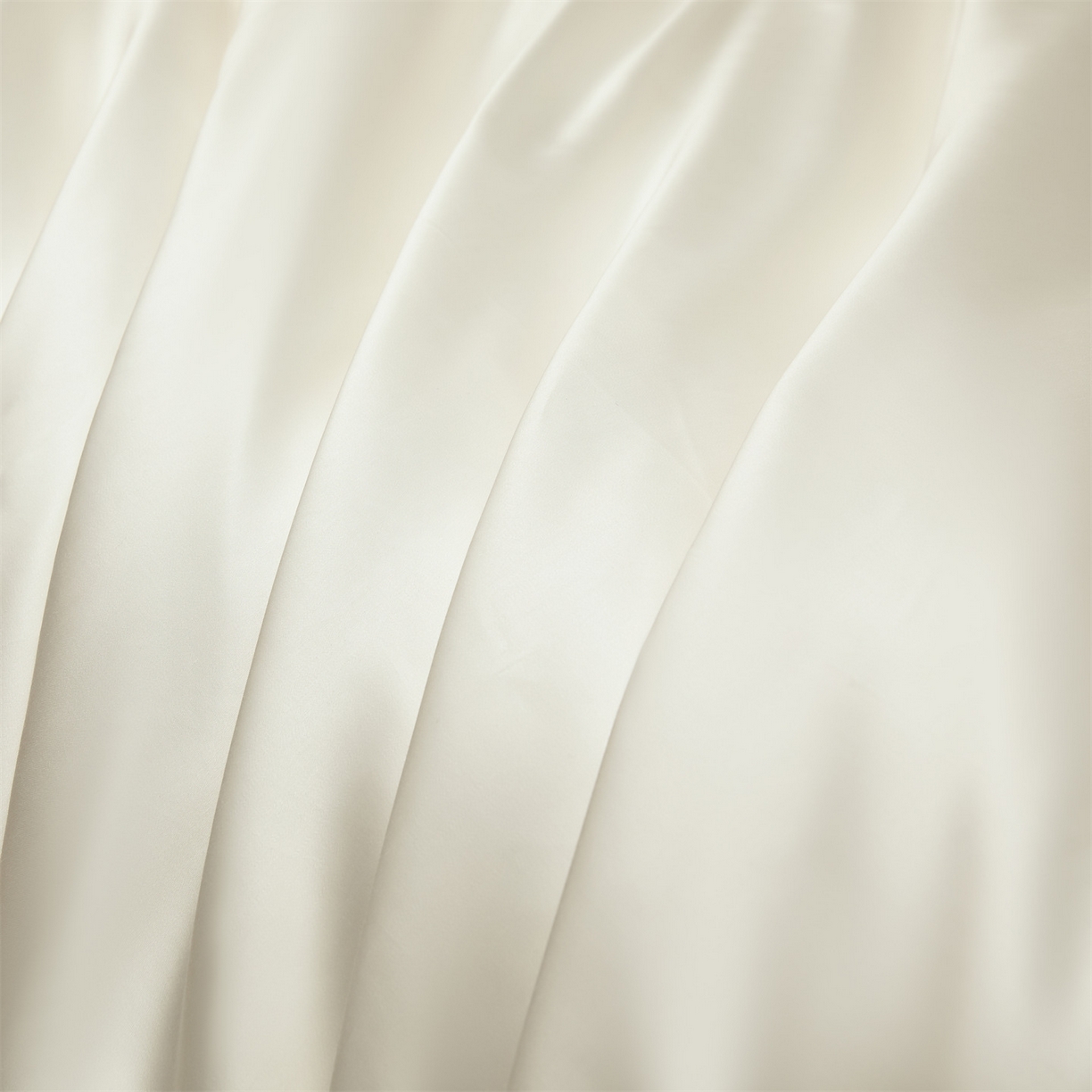 91家纺网 家纺一手货源 找家纺 DC 2026新款天丝纯色双拼四件套--多娜系列 古董白