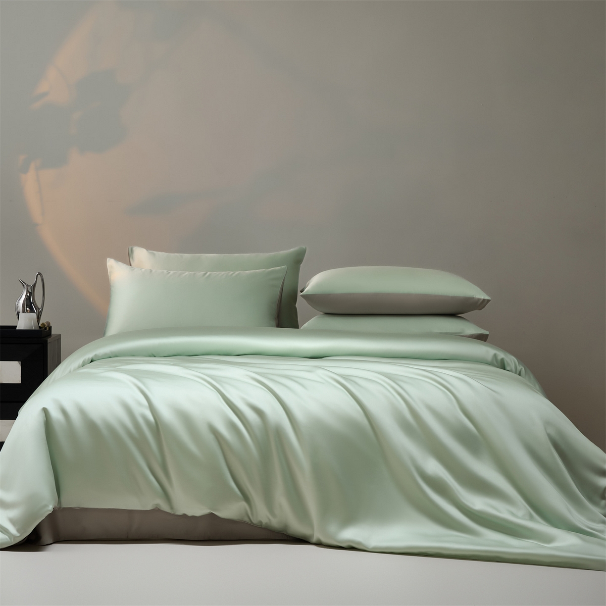 91家纺网 家纺一手货源 找家纺 DC 2026新款天丝纯色双拼四件套--多娜系列 亚丁绿+冰川灰