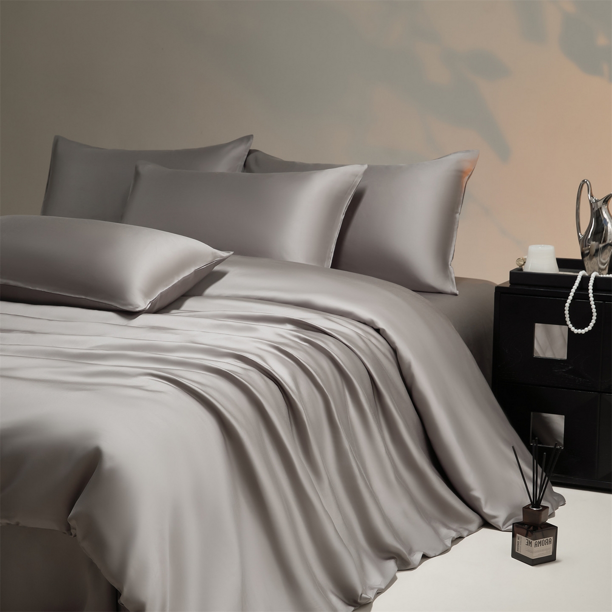 91家纺网 家纺一手货源 找家纺 DC 2026新款天丝纯色双拼四件套--多娜系列 经典灰