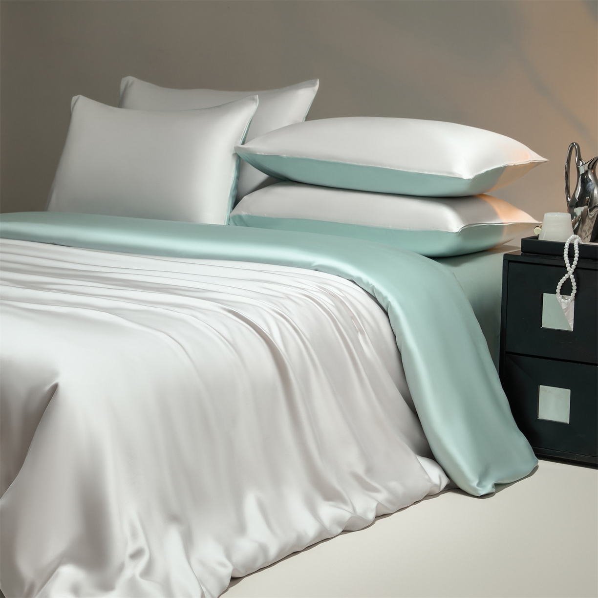 91家纺网 家纺一手货源 找家纺 DC 2026新款天丝纯色双拼四件套--多娜系列 流沙灰+海盐蓝