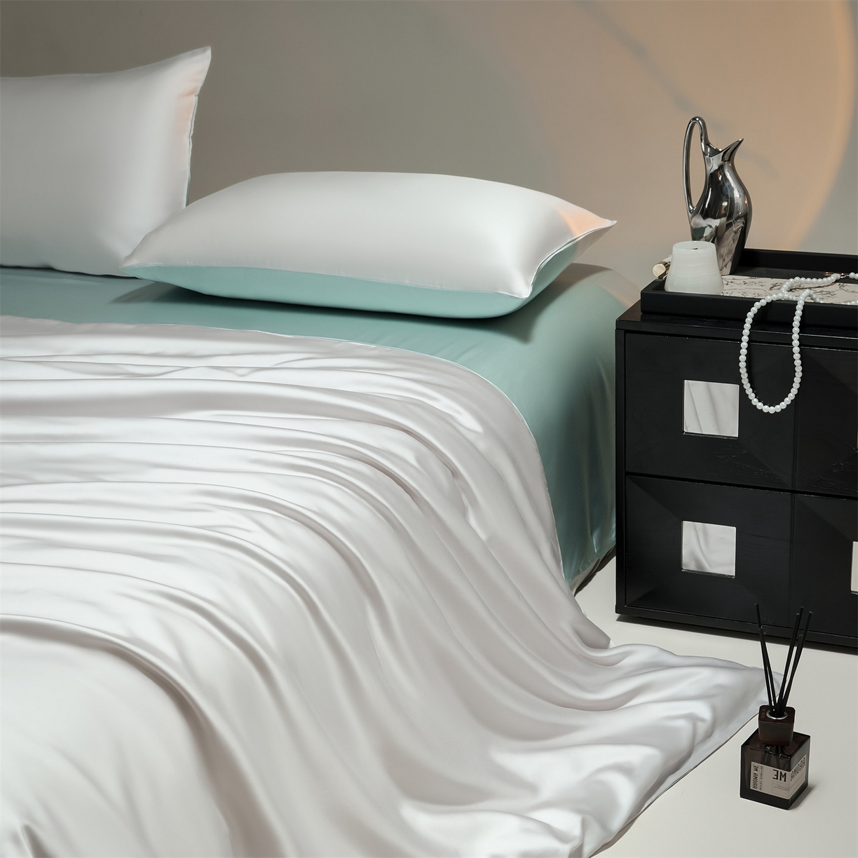 91家纺网 家纺一手货源 找家纺 DC 2026新款天丝纯色双拼四件套--多娜系列 流沙灰+海盐蓝