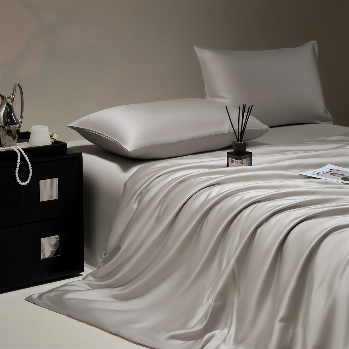 91家纺网 家纺一手货源 找家纺 DC 2026新款天丝纯色双拼四件套--多娜系列 椰子灰