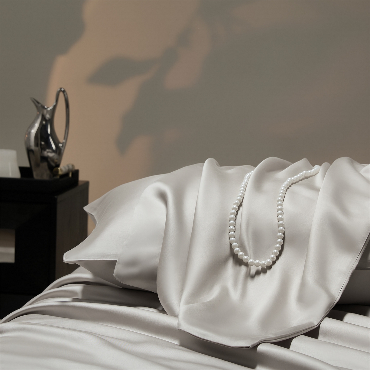 91家纺网 家纺一手货源 找家纺 DC 2026新款天丝纯色双拼四件套--多娜系列 椰子灰