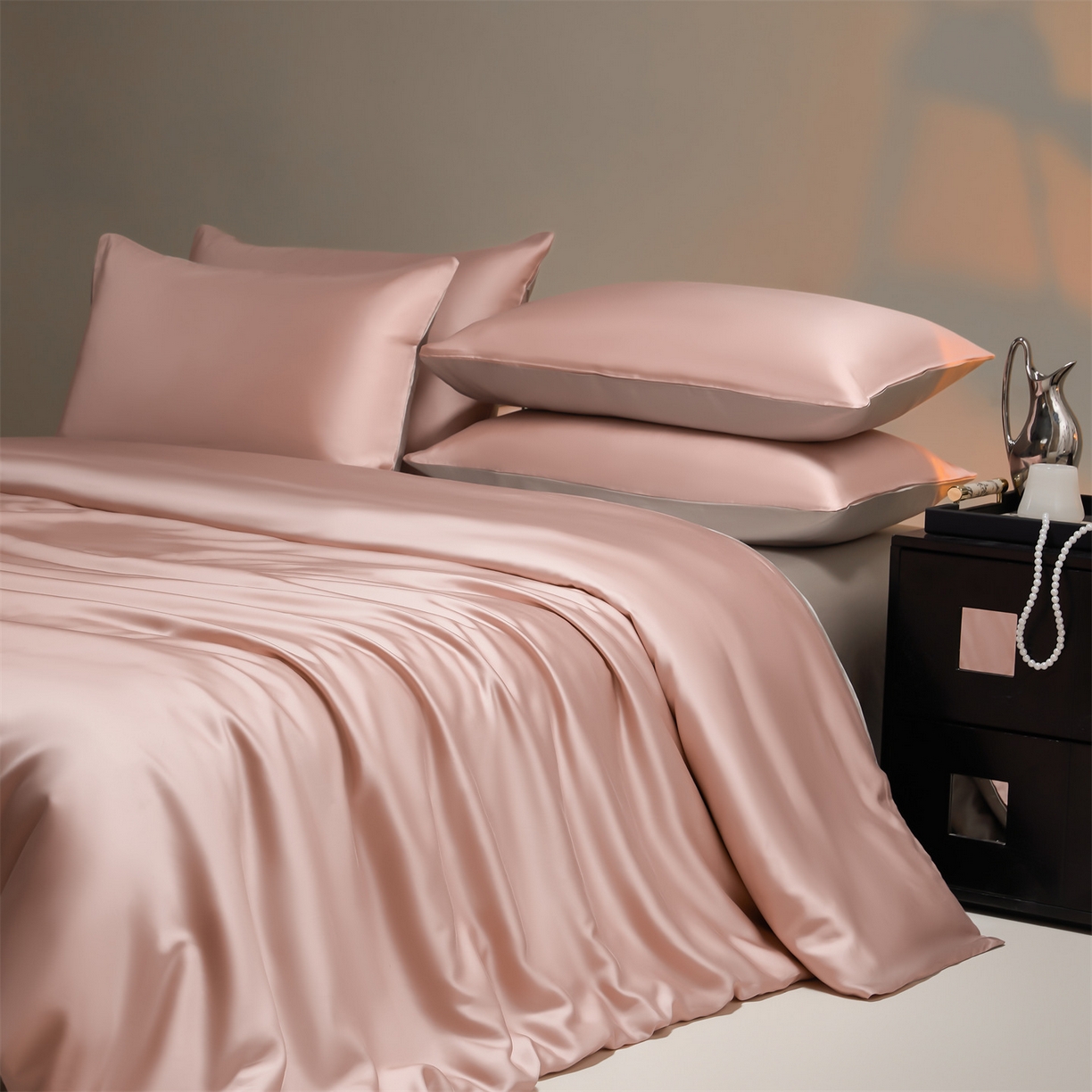 91家纺网 家纺一手货源 找家纺 DC 2026新款天丝纯色双拼四件套--多娜系列 子粉+椰子灰