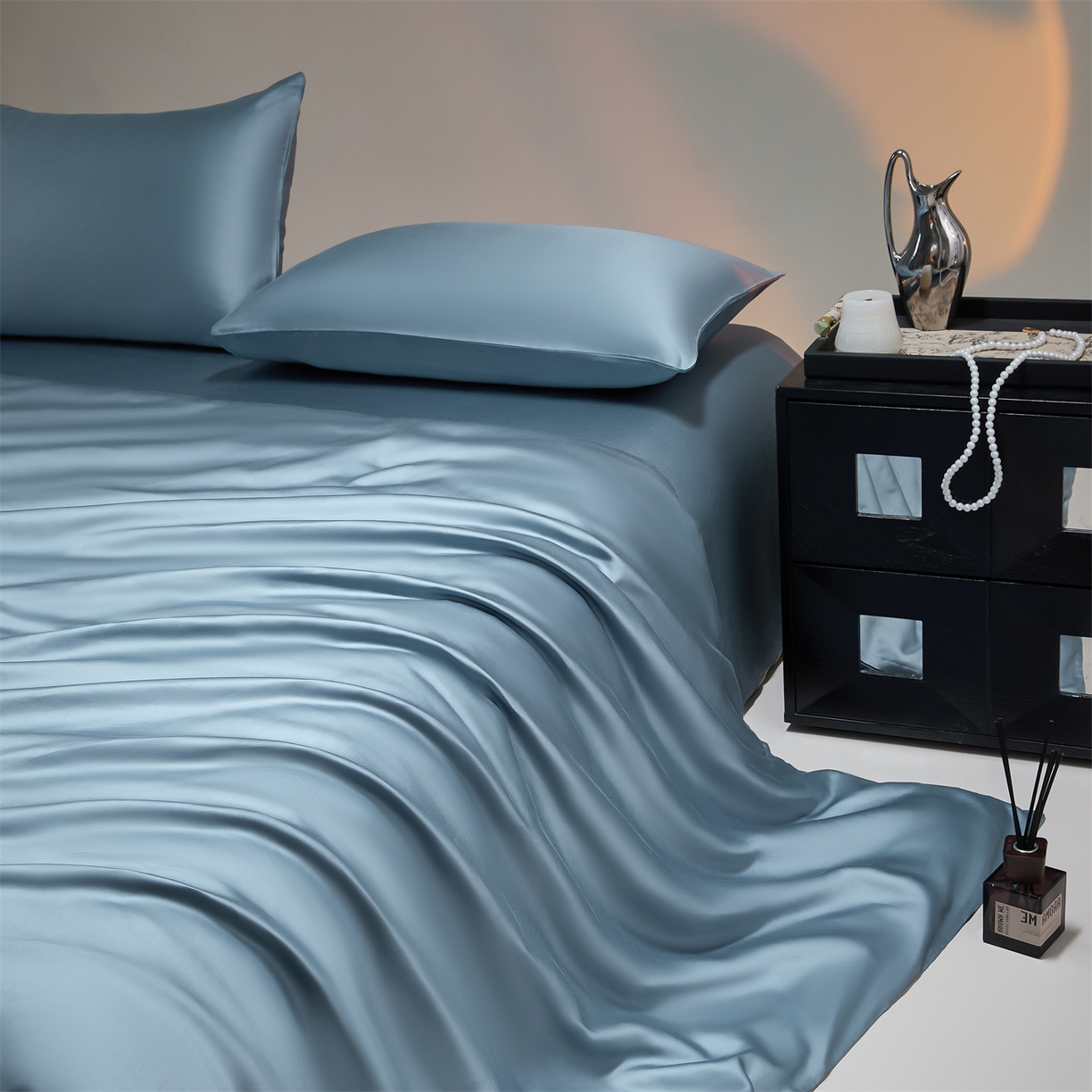 91家纺网 家纺一手货源 找家纺 DC 2026新款天丝纯色双拼四件套--多娜系列 梵高蓝