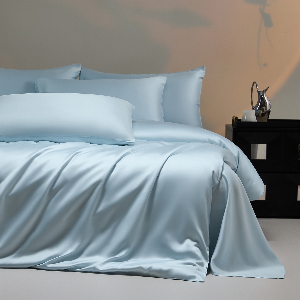 91家纺网 家纺一手货源 找家纺 DC 2026新款天丝纯色双拼四件套--多娜系列 婴儿蓝