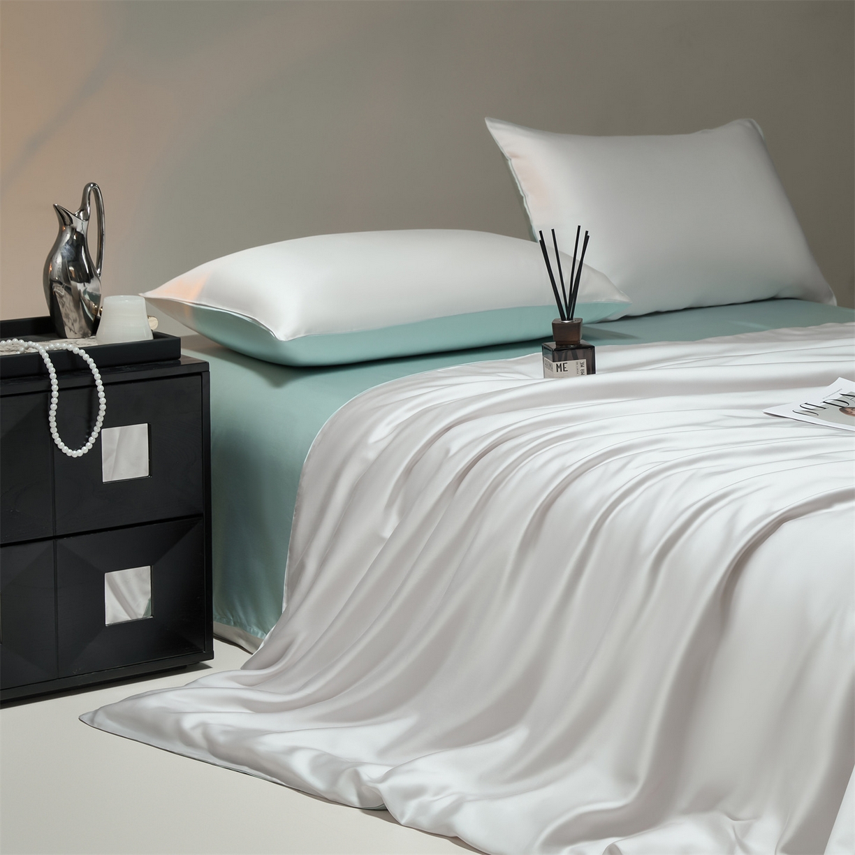 91家纺网 家纺一手货源 找家纺 DC 2026新款天丝纯色双拼四件套--多娜系列 流沙灰+海盐蓝