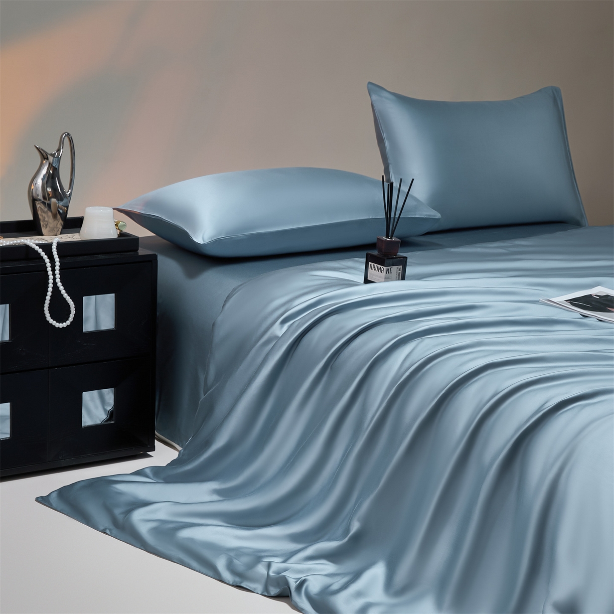 91家纺网 家纺一手货源 找家纺 DC 2026新款天丝纯色双拼四件套--多娜系列 梵高蓝