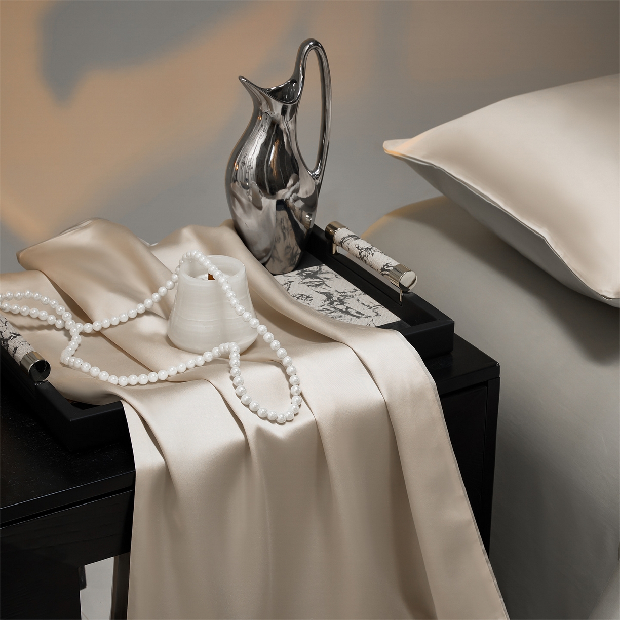 91家纺网 家纺一手货源 找家纺 DC 2026新款天丝纯色双拼四件套--多娜系列 浅茶+冰川灰