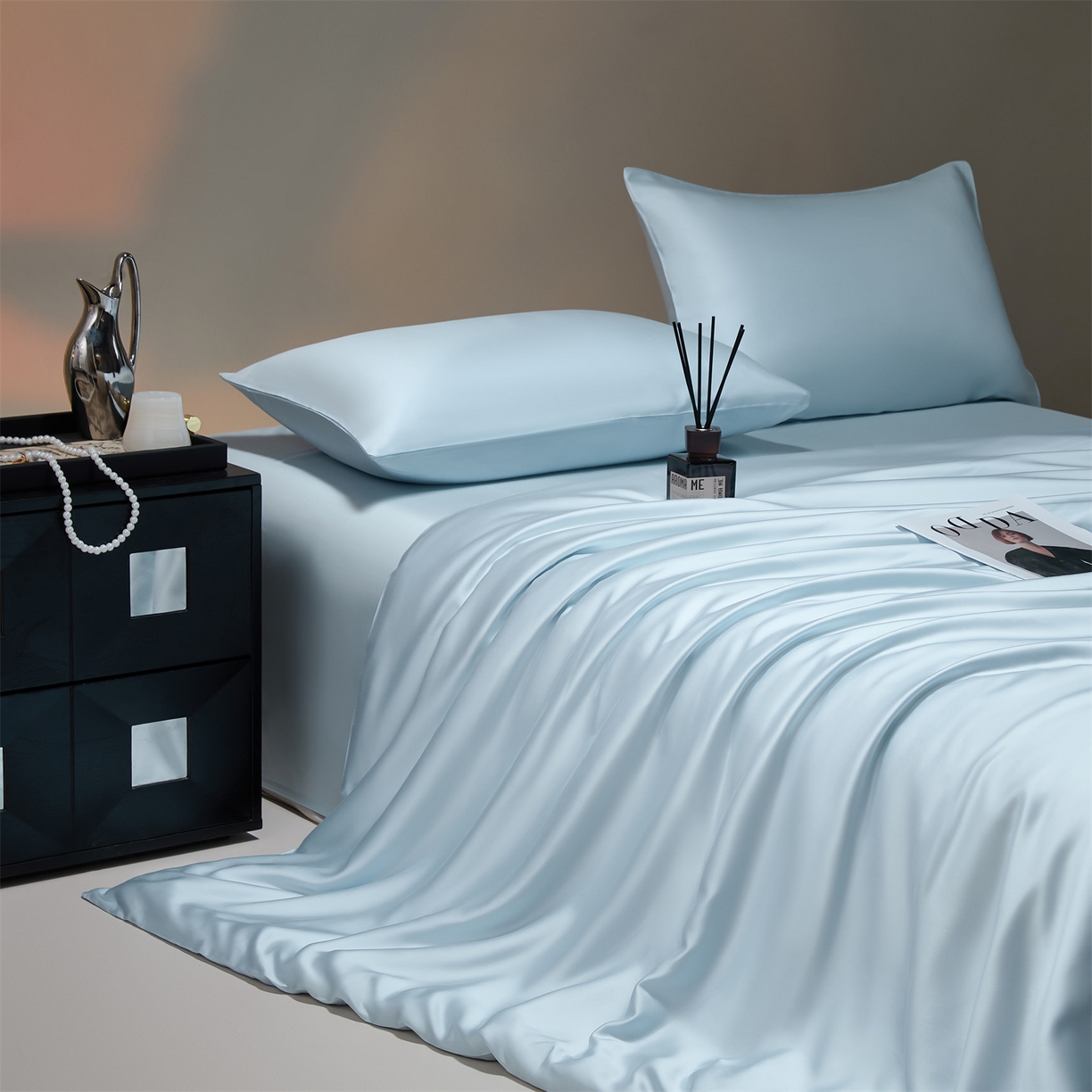 91家纺网 家纺一手货源 找家纺 DC 2026新款天丝纯色双拼四件套--多娜系列 婴儿蓝