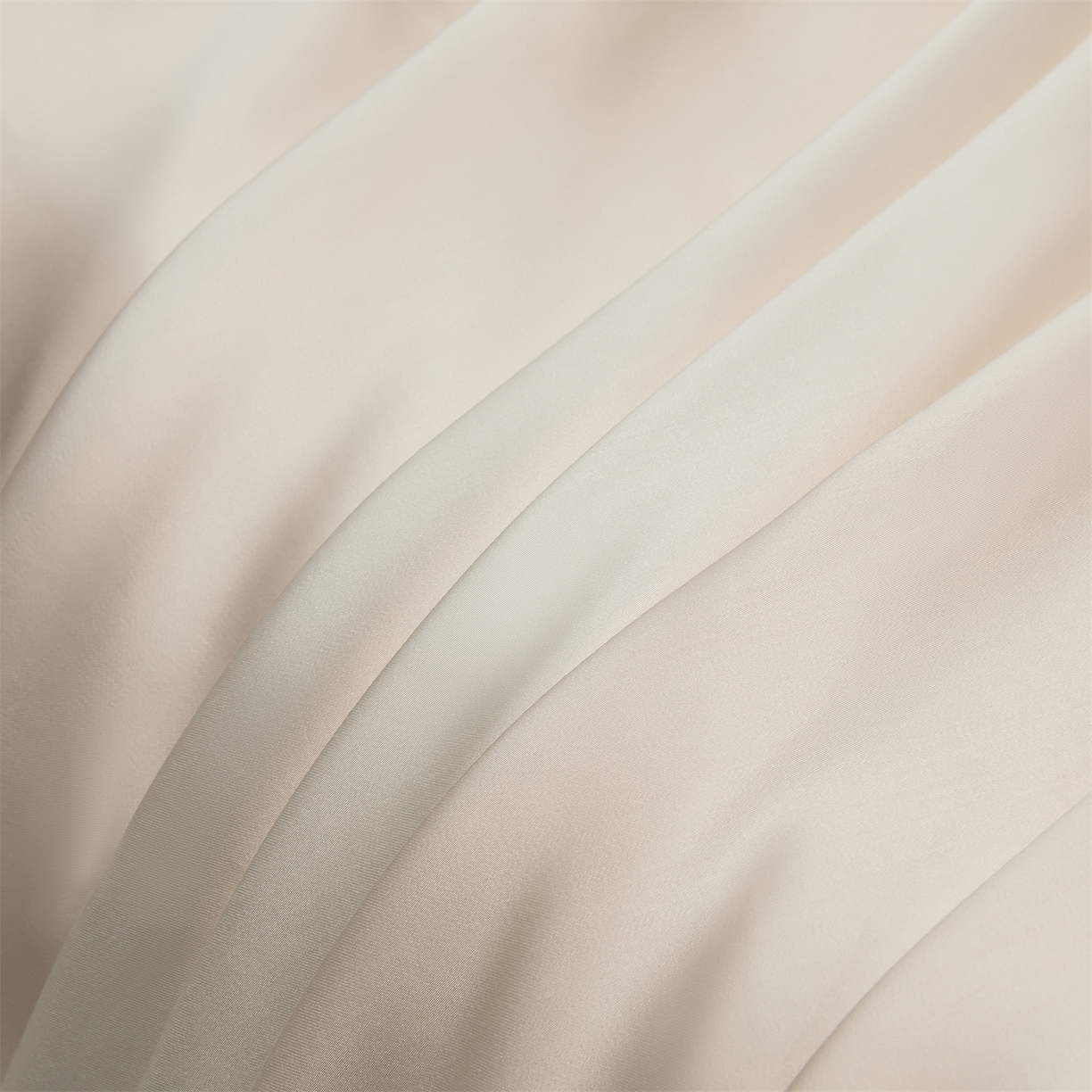 91家纺网 家纺一手货源 找家纺 DC 2026新款天丝纯色双拼四件套--多娜系列 元气白桃+半熟蜜桃