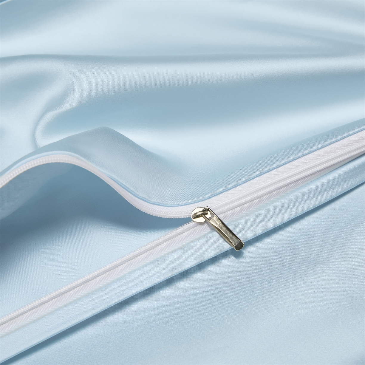 91家纺网 家纺一手货源 找家纺 DC 2026新款天丝纯色双拼四件套--多娜系列 婴儿蓝