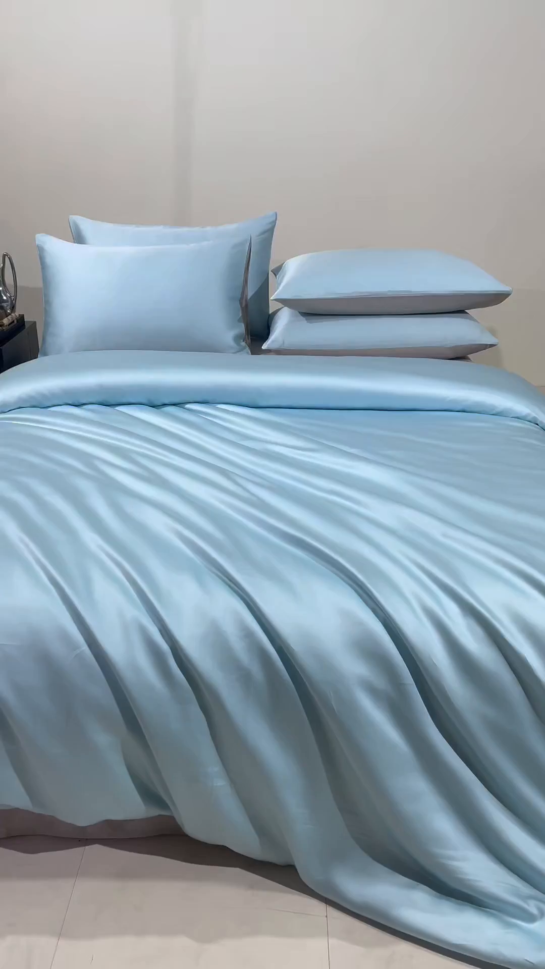 91家纺网 家纺一手货源 找家纺 DC 2026新款天丝纯色双拼四件套--多娜系列 淡海蓝+冰川灰