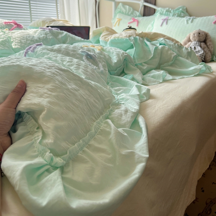 91家纺网 家纺一手货源 找家纺 顾里家纺 2026新款韩系仙女泡泡纱丝带四件套 海盐丝带