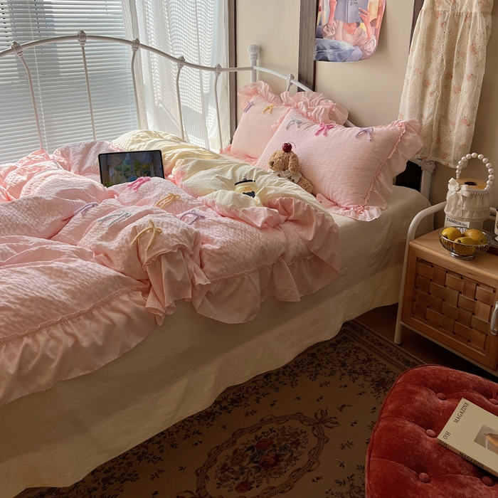 91家纺网 家纺一手货源 找家纺 顾里家纺 2026新款韩系仙女泡泡纱丝带四件套 蜜桃丝带