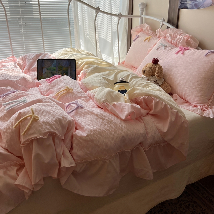 91家纺网 家纺一手货源 找家纺 顾里家纺 2026新款韩系仙女泡泡纱丝带四件套 蜜桃丝带