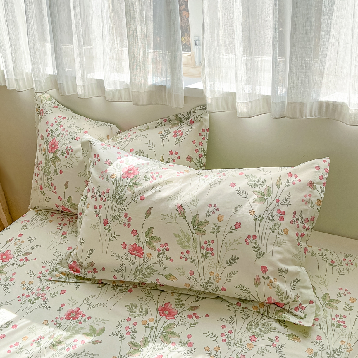 91家纺网 家纺一手货源 找家纺 女子家纺 2026新款全棉纯棉印花单品系列花卉款四件套 玉笛花间