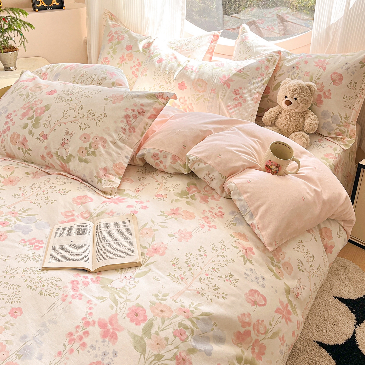 91家纺网 家纺一手货源 找家纺 女子家纺 2026新款全棉纯棉印花单品系列花卉款四件套 花仙兔兔