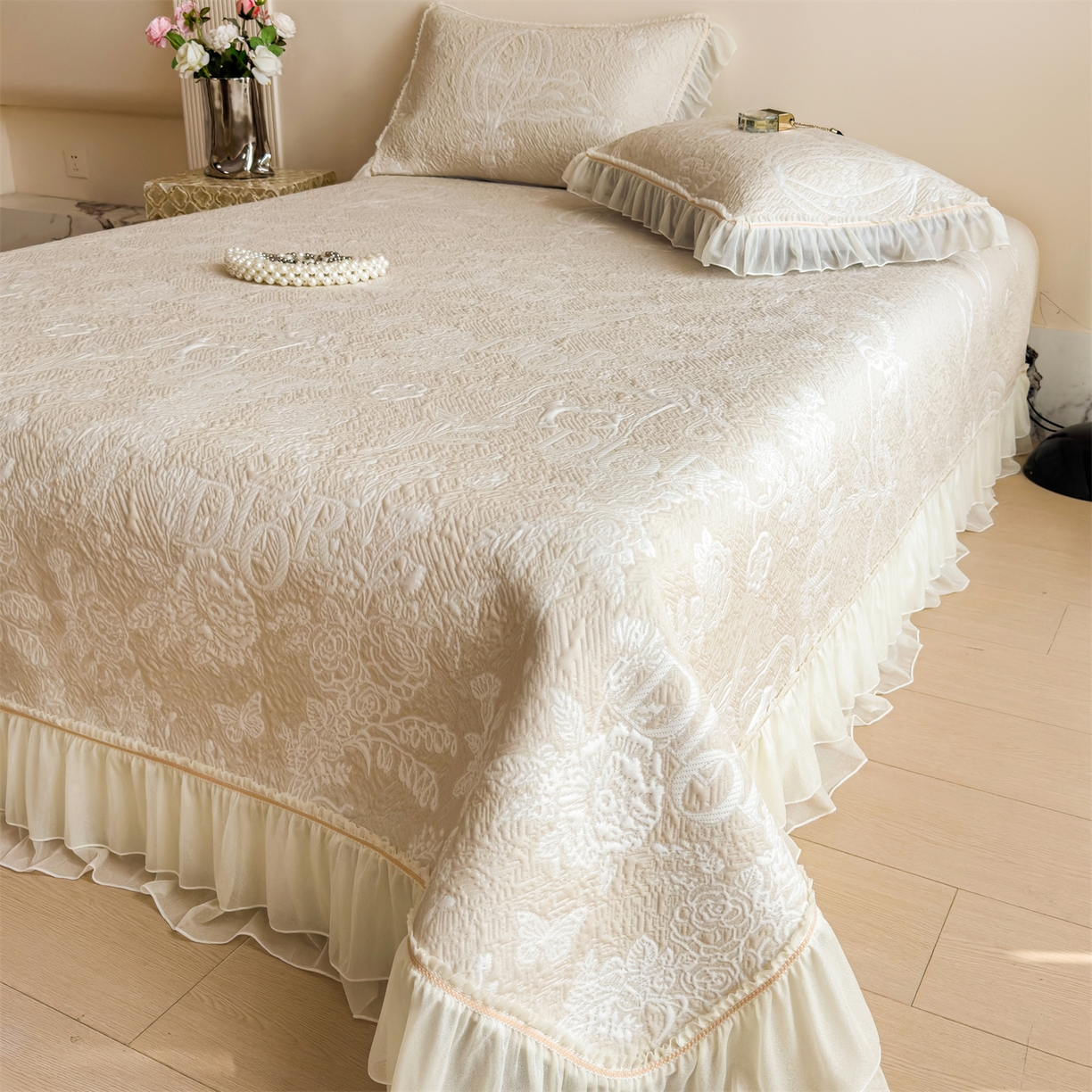 慕木家纺 2026新款A类三明治复合乙纶提花冰豆豆花边床盖款床迪奥风系列（提供买家秀） 迪奥玫瑰-咖