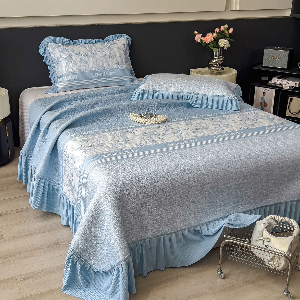 慕木家纺 2026新款A类三明治复合乙纶提花冰豆豆花边床盖款床裙欧洛菲系列（提供买家秀） 欧洛菲-蓝