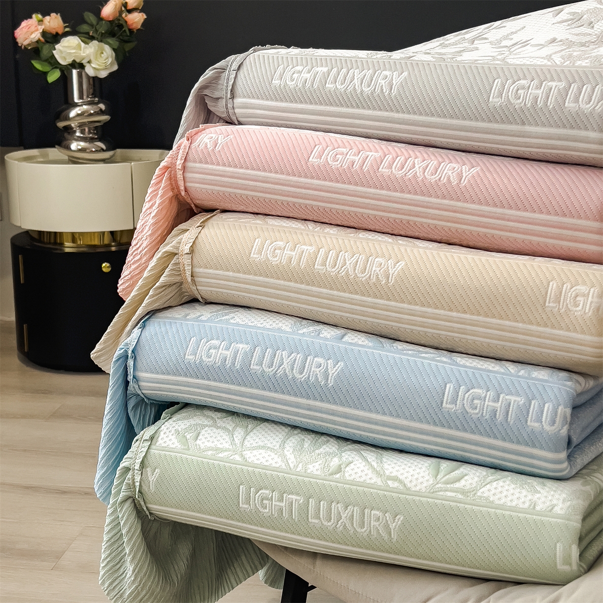 慕木家纺 2026新款A类三明治复合乙纶提花冰豆豆花边床盖款床裙欧洛菲系列（提供买家秀） 组合图仅展示