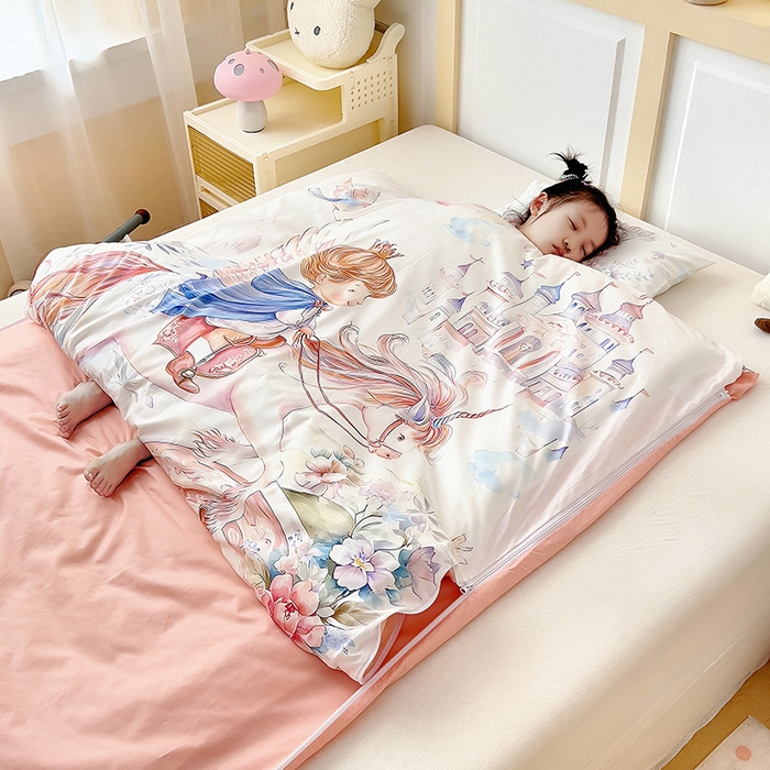 91家纺网 家纺一手货源 找家纺 萌朵防踢被 2025新款童话系列纯棉数码印花防踢被 守护骑士