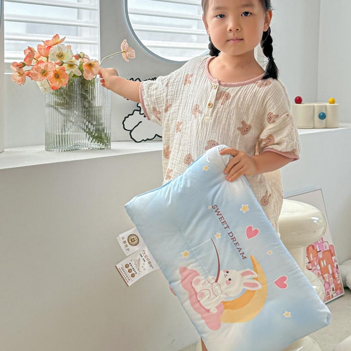 91家纺网 家纺一手货源 找家纺 （总）暖羽屋羽绒馆 2026新款婴幼儿枕芯 学生枕头 小枕头30-50cm 小宝宝小朋友枕芯