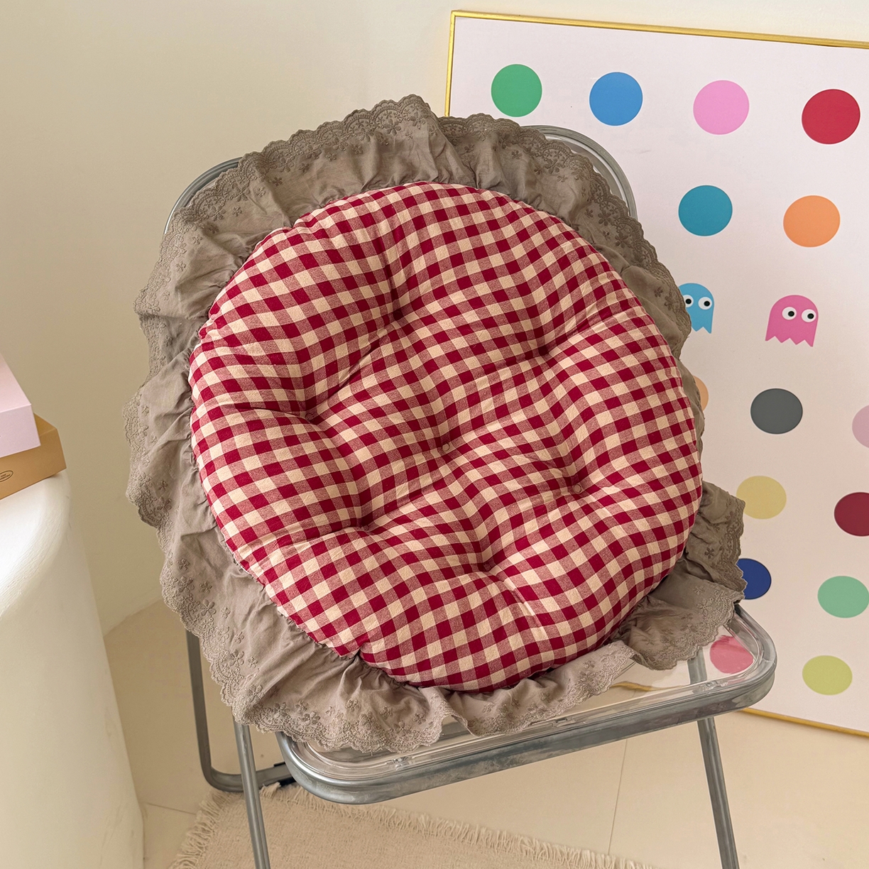 91家纺网 家纺一手货源 找家纺 座享家 2026新款全棉色织大花边蒲团 红格