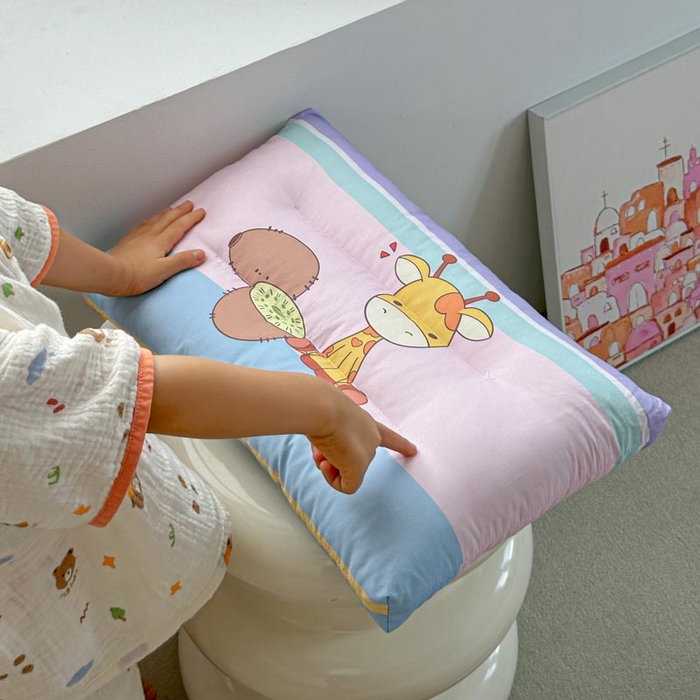 91家纺网 家纺一手货源 找家纺 暖羽屋羽绒馆 2026新款婴幼儿枕芯 学生枕头 小枕头30-50cm 小宝宝小朋友枕芯 水果鹿鹿