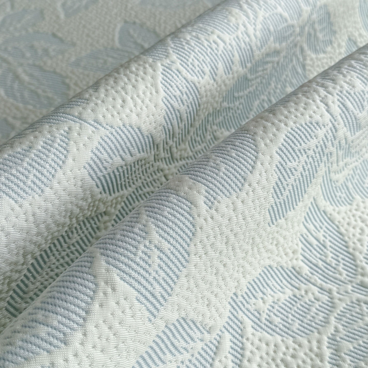 91家纺网 家纺一手货源 找家纺 倾慕家纺 2026新款立体提花冰豆豆凉席 花意浓蓝