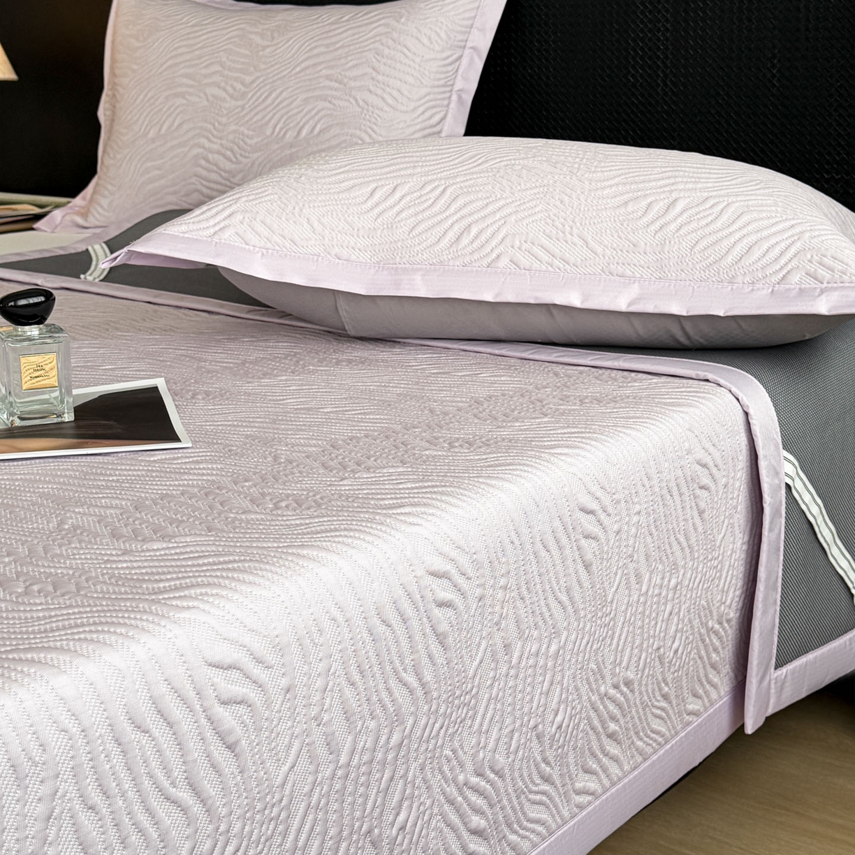 91家纺网 家纺一手货源 找家纺 倾慕家纺 2026新款立体提花冰豆豆凉席 山丘紫