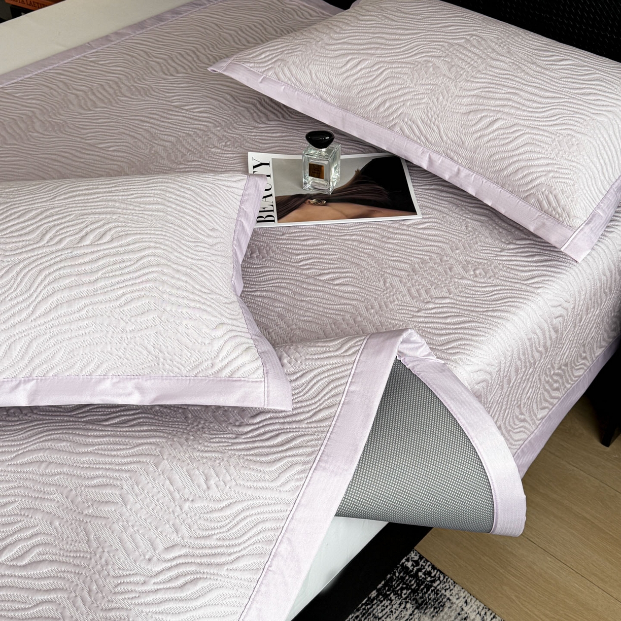 91家纺网 家纺一手货源 找家纺 倾慕家纺 2026新款立体提花冰豆豆凉席 山丘紫