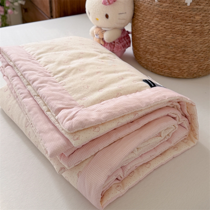91家纺网 家纺一手货源 找家纺 暖生活 2026新款A类母婴级全棉双层纱夏被 波点凯蒂