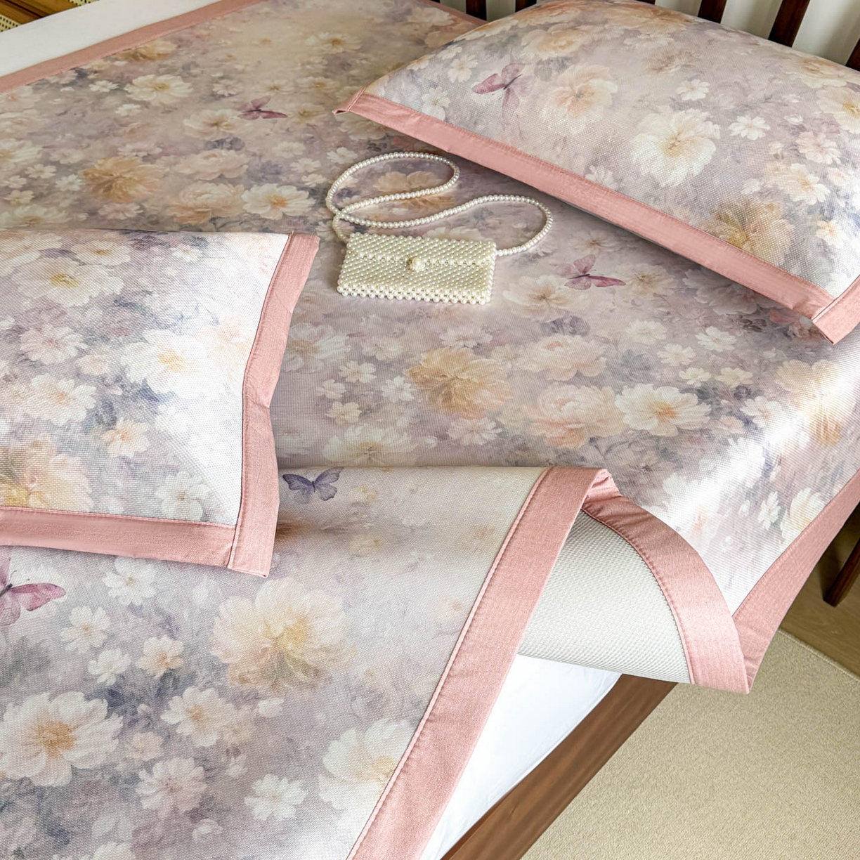 91家纺网 家纺一手货源 找家纺 倾慕家纺 2026新款A类数码印花冰泉丝凉席 摩尼粉