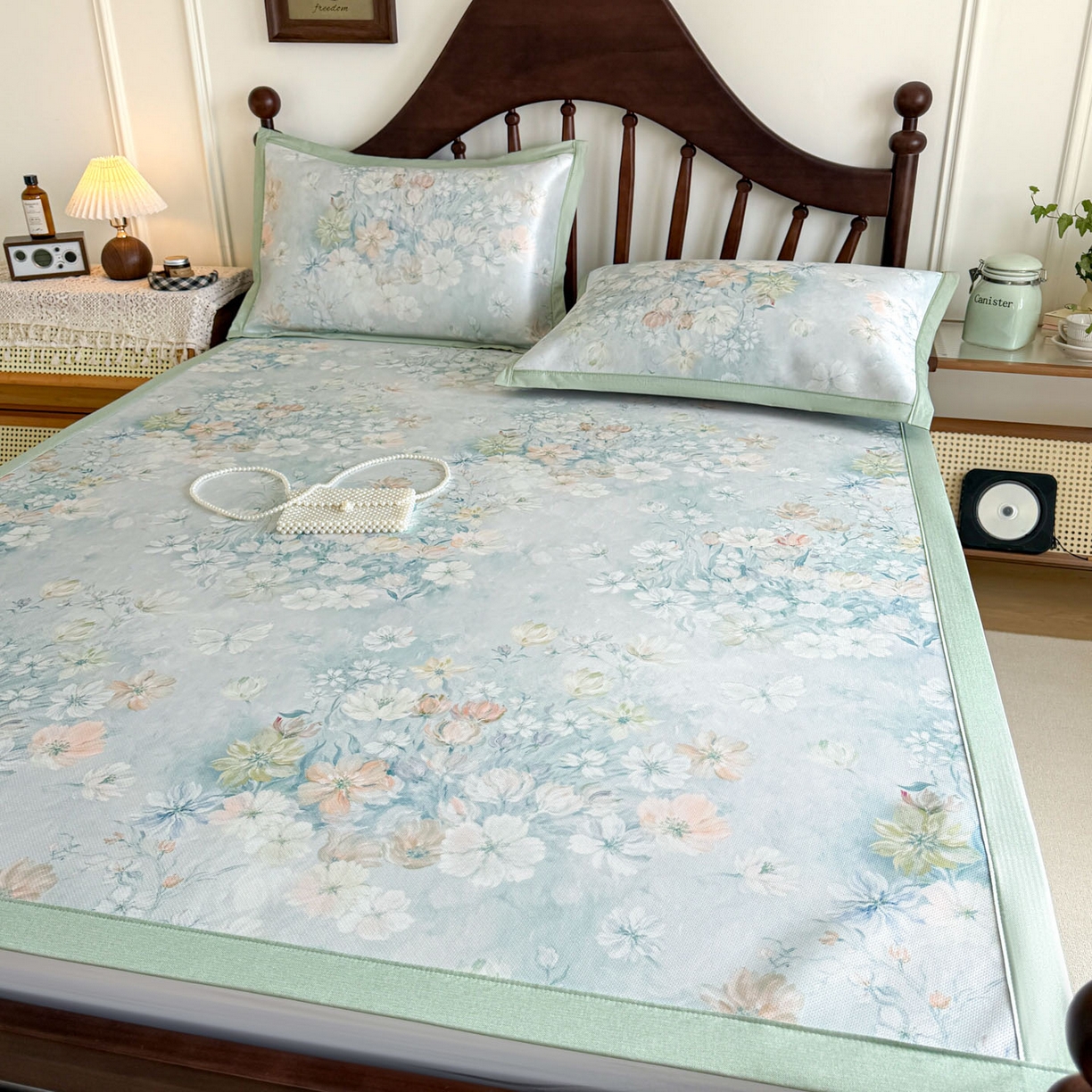 91家纺网 家纺一手货源 找家纺 倾慕家纺 2026新款A类数码印花冰泉丝凉席 玉兰花绿