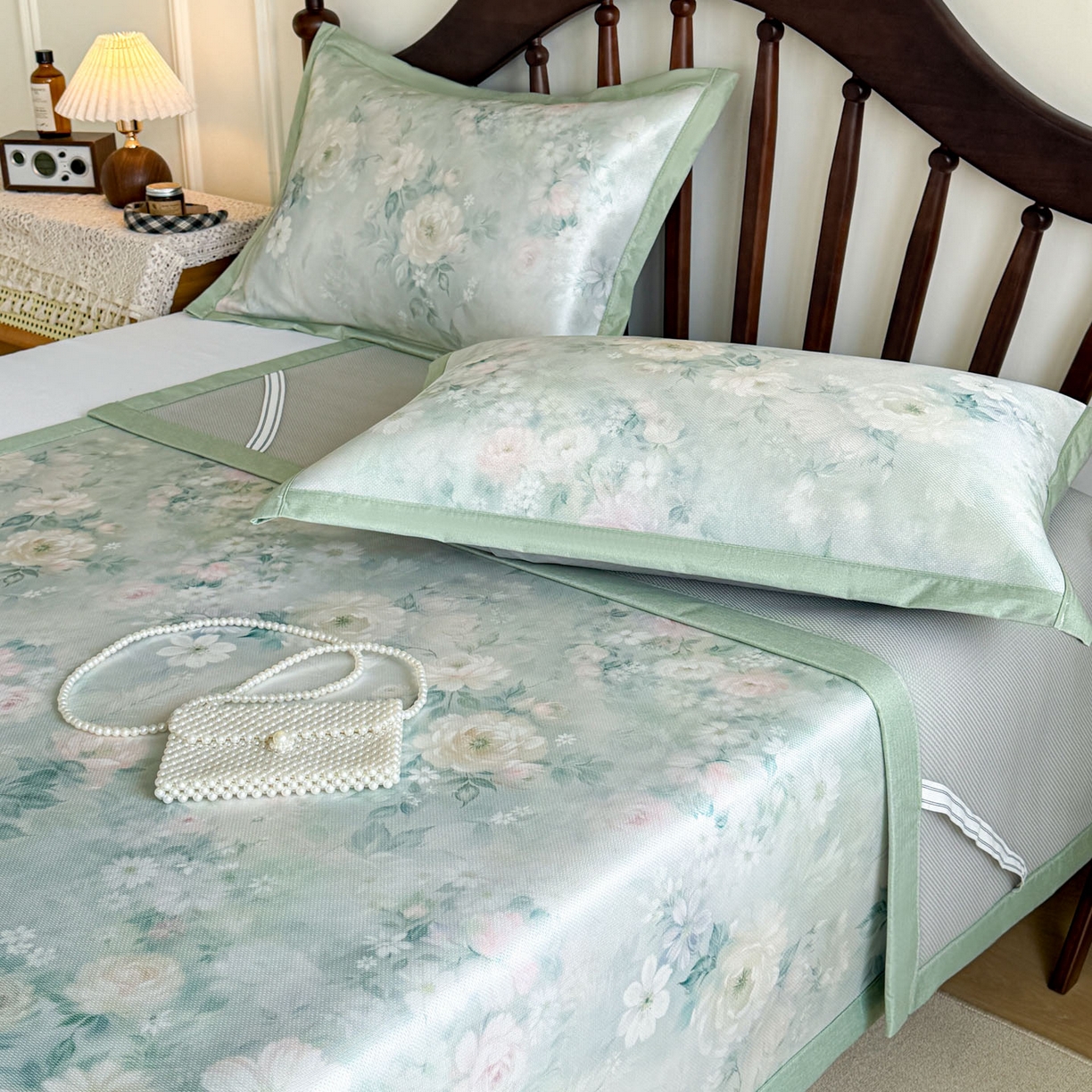 91家纺网 家纺一手货源 找家纺 倾慕家纺 2026新款A类数码印花冰泉丝凉席 花艺绿