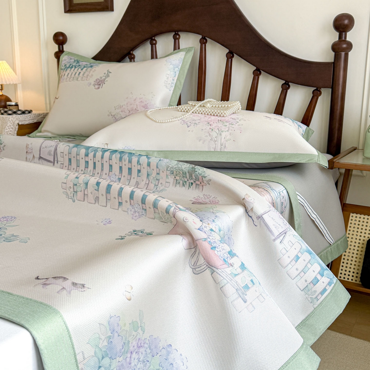 91家纺网 家纺一手货源 找家纺 倾慕家纺 2026新款A类数码印花冰泉丝凉席 鲜花小镇