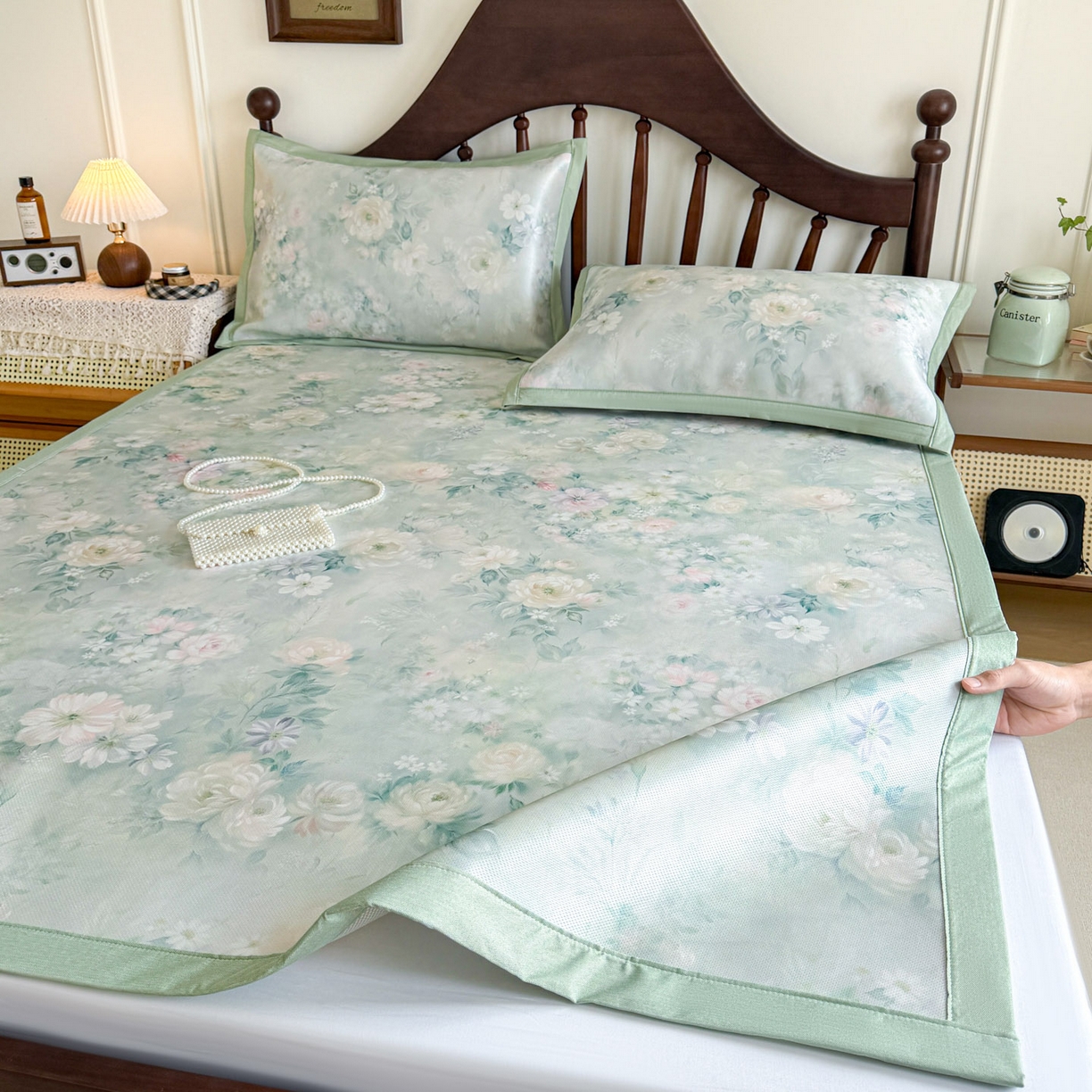 91家纺网 家纺一手货源 找家纺 倾慕家纺 2026新款A类数码印花冰泉丝凉席 花艺绿