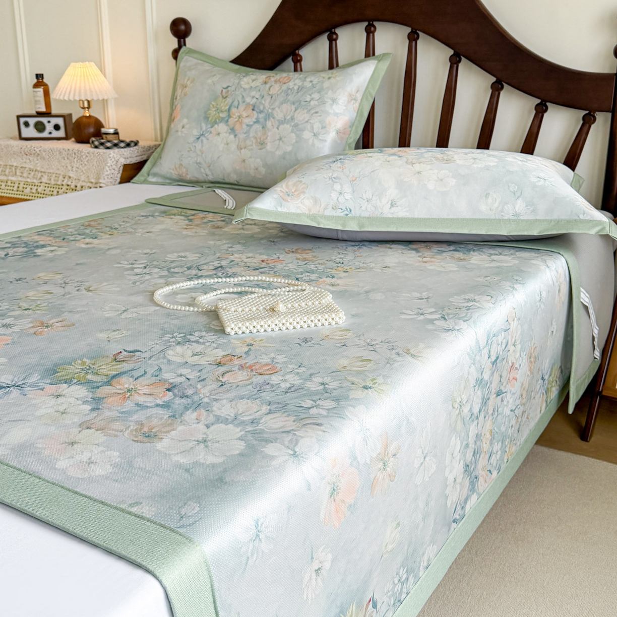 91家纺网 家纺一手货源 找家纺 倾慕家纺 2026新款A类数码印花冰泉丝凉席 玉兰花绿