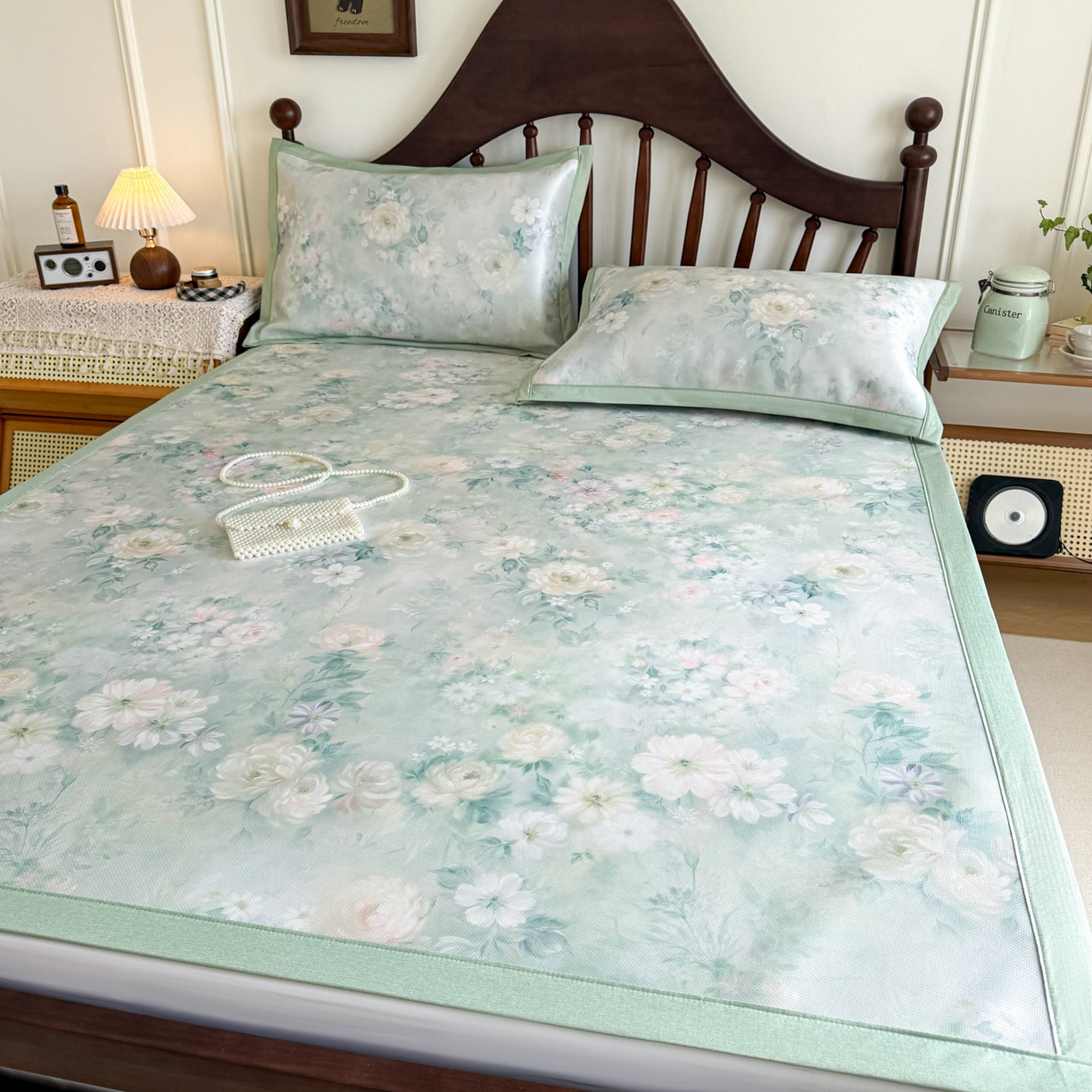 91家纺网 家纺一手货源 找家纺 倾慕家纺 2026新款A类数码印花冰泉丝凉席 花艺绿